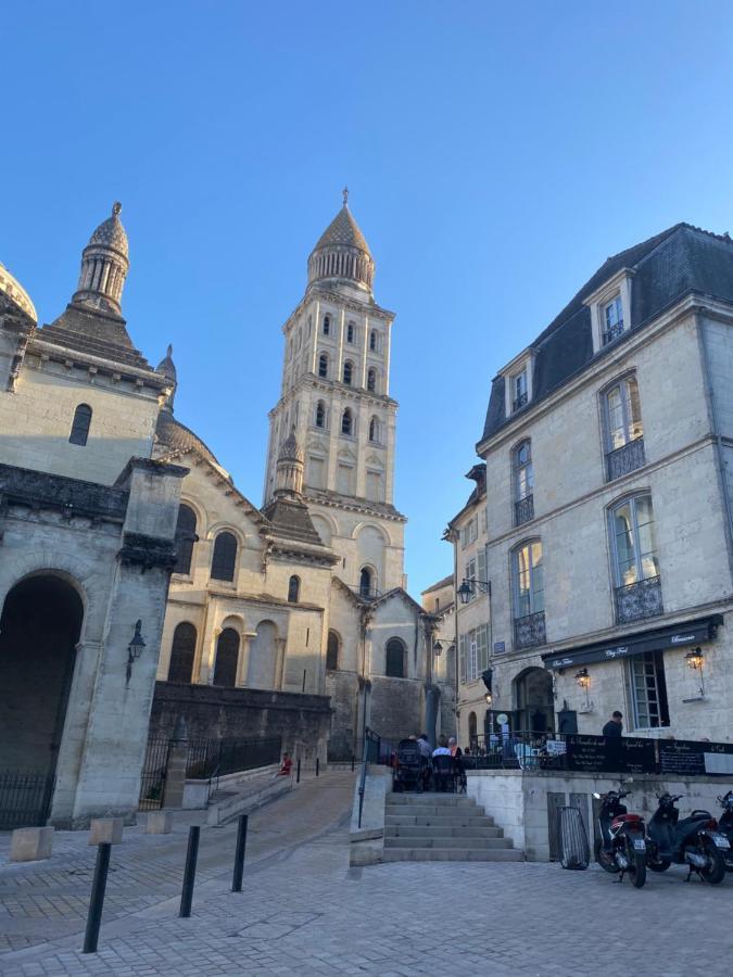 Le Ptit Saint-Front Lägenhet Périgueux Exteriör bild